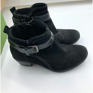 Earth Origins Kaia‎ Womens Black Wide Suede Zipper Ankle & Booties Boots sz 6.5